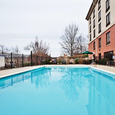 Hampton Inn & Suites Greenville-Downtown-Riverplace מראה חיצוני תמונה