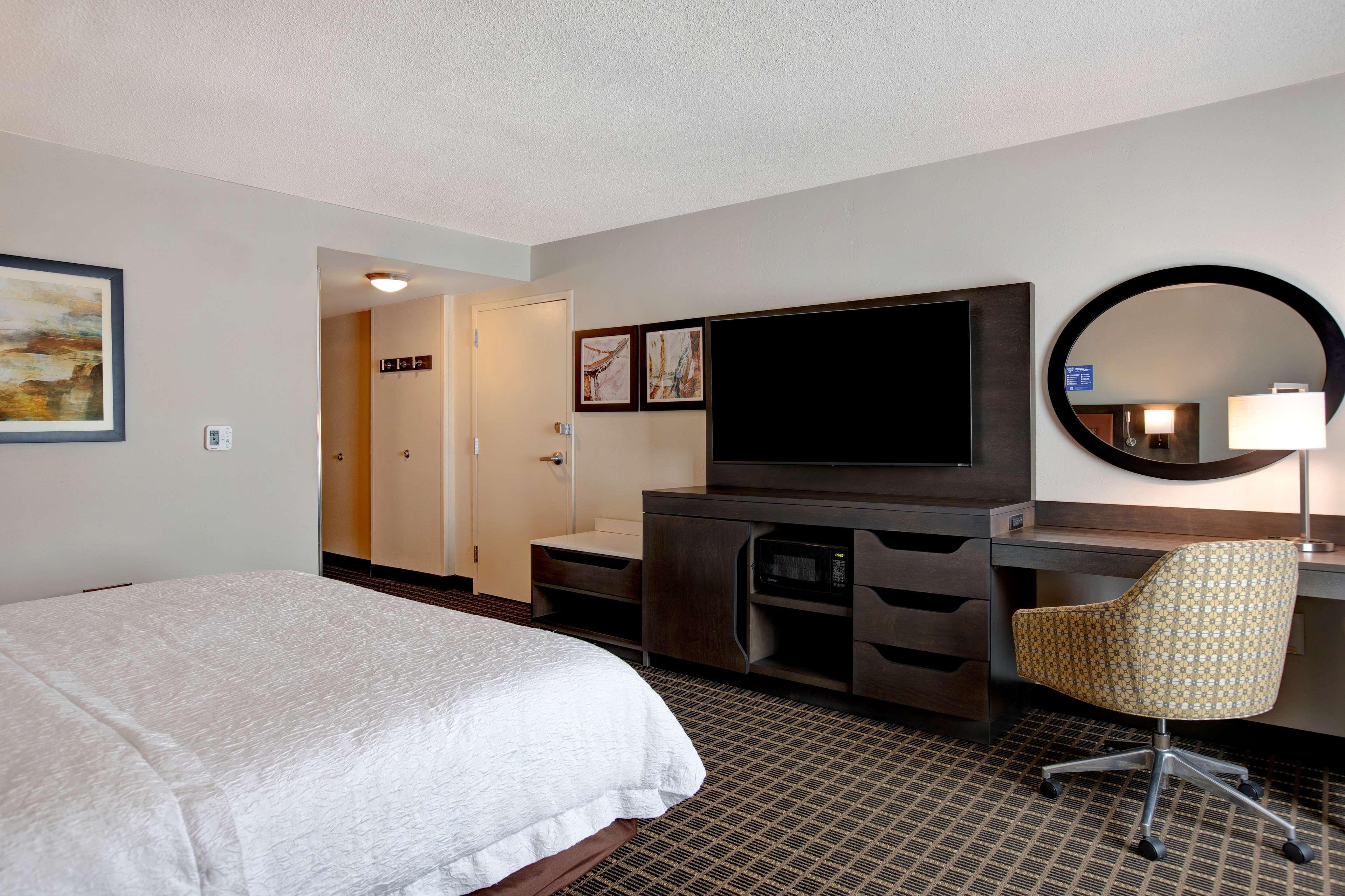 Hampton Inn & Suites Greenville-Downtown-Riverplace מראה חיצוני תמונה