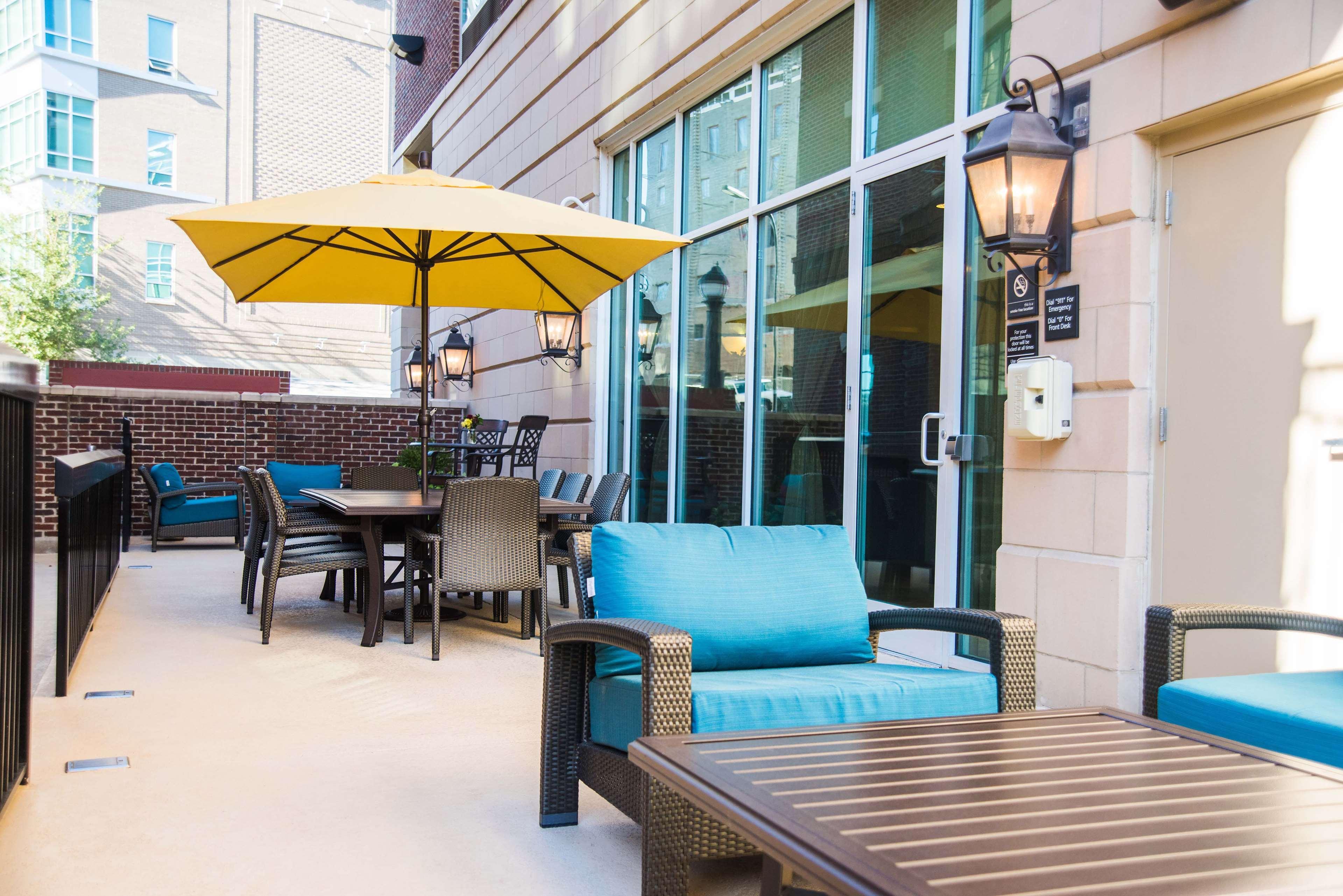 Hampton Inn & Suites Greenville-Downtown-Riverplace מראה חיצוני תמונה