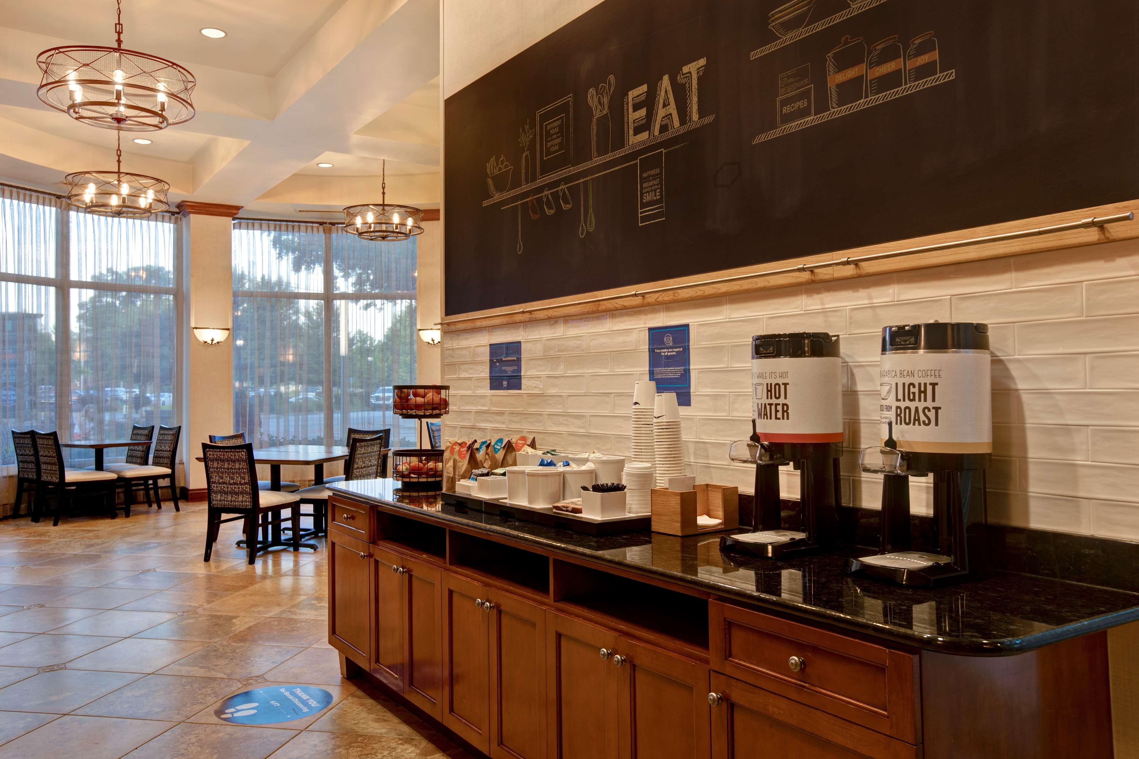 Hampton Inn & Suites Greenville-Downtown-Riverplace מראה חיצוני תמונה