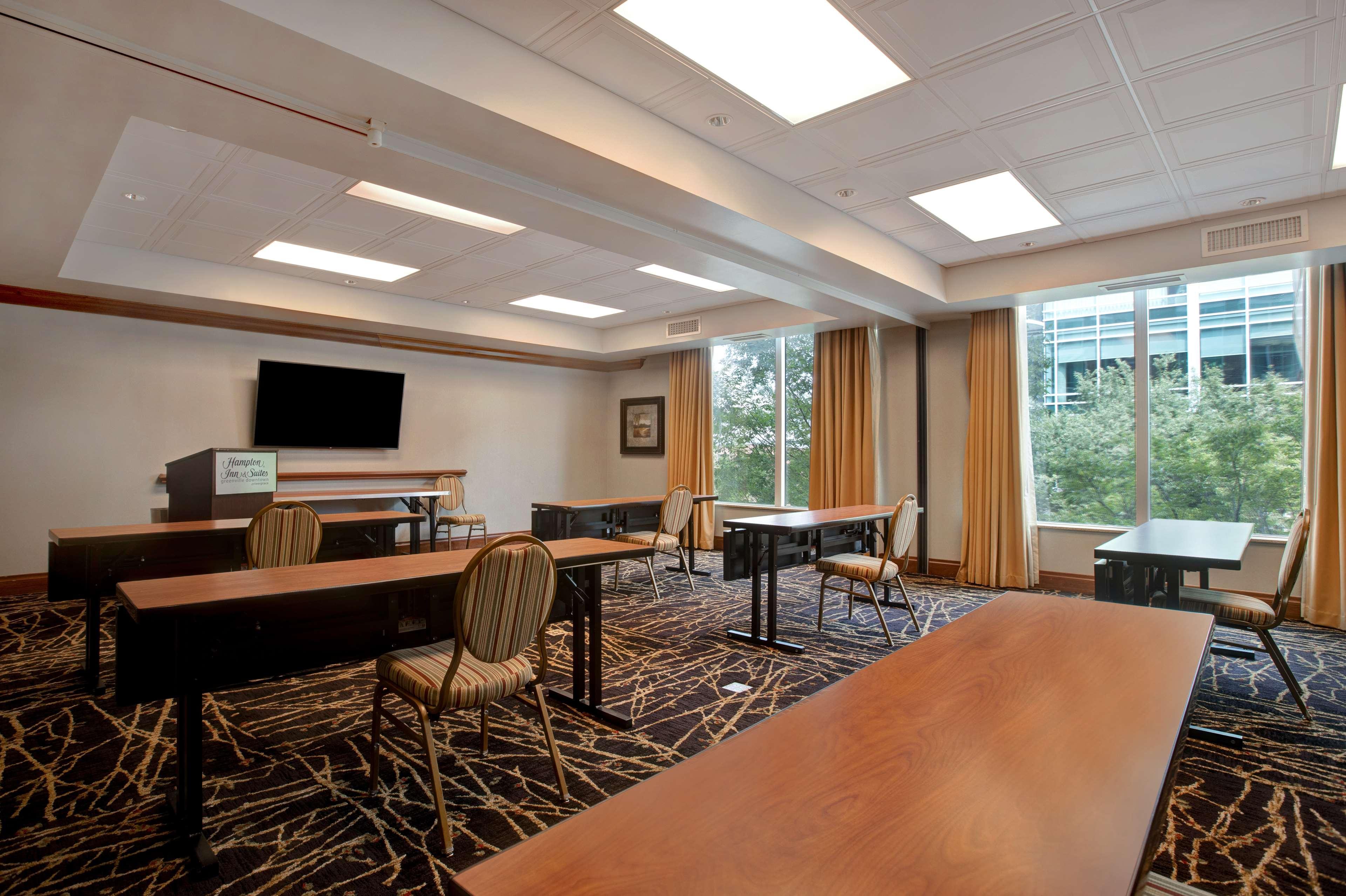 Hampton Inn & Suites Greenville-Downtown-Riverplace מראה חיצוני תמונה