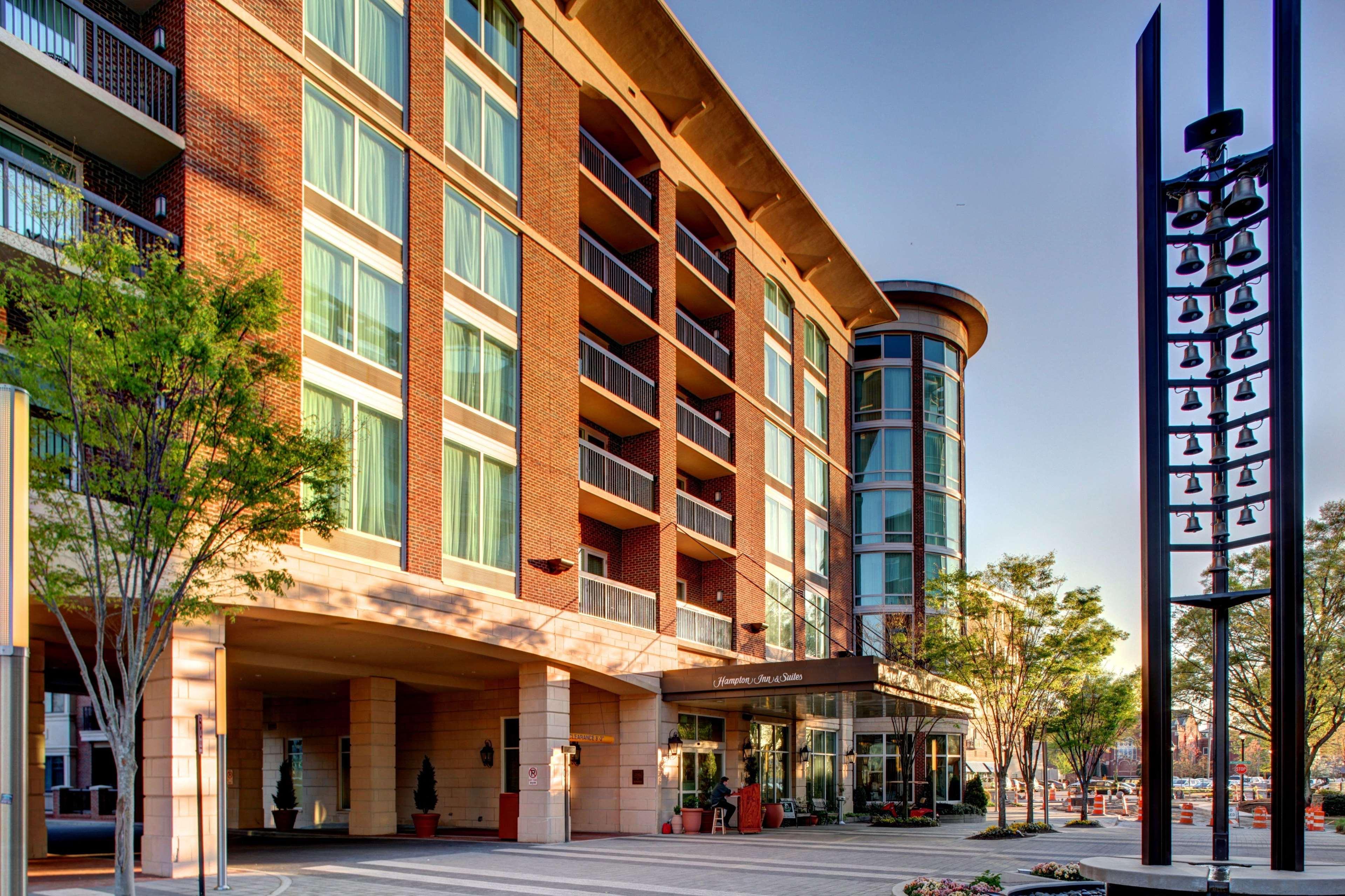 Hampton Inn & Suites Greenville-Downtown-Riverplace מראה חיצוני תמונה