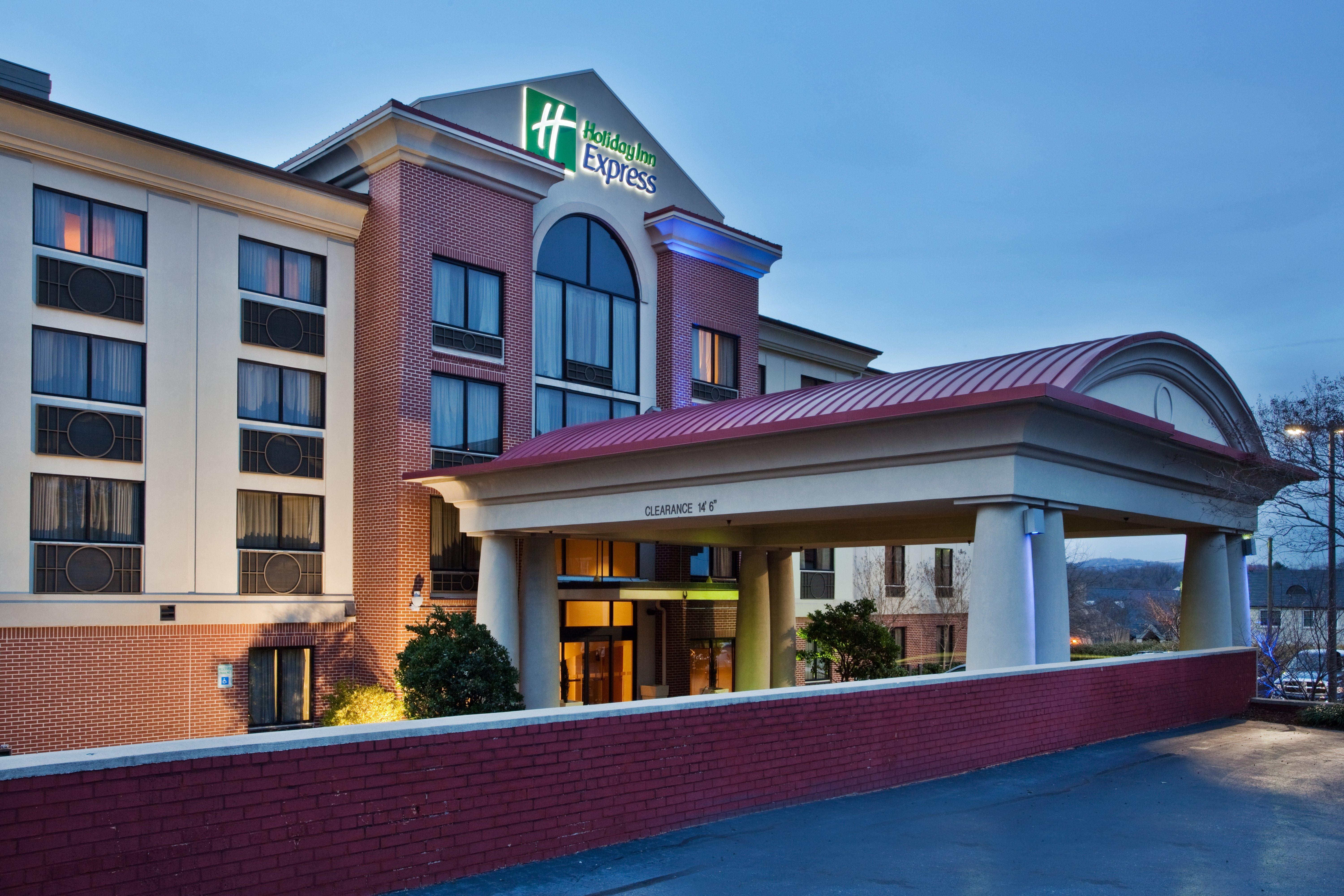 Hampton Inn & Suites Greenville-Downtown-Riverplace מראה חיצוני תמונה