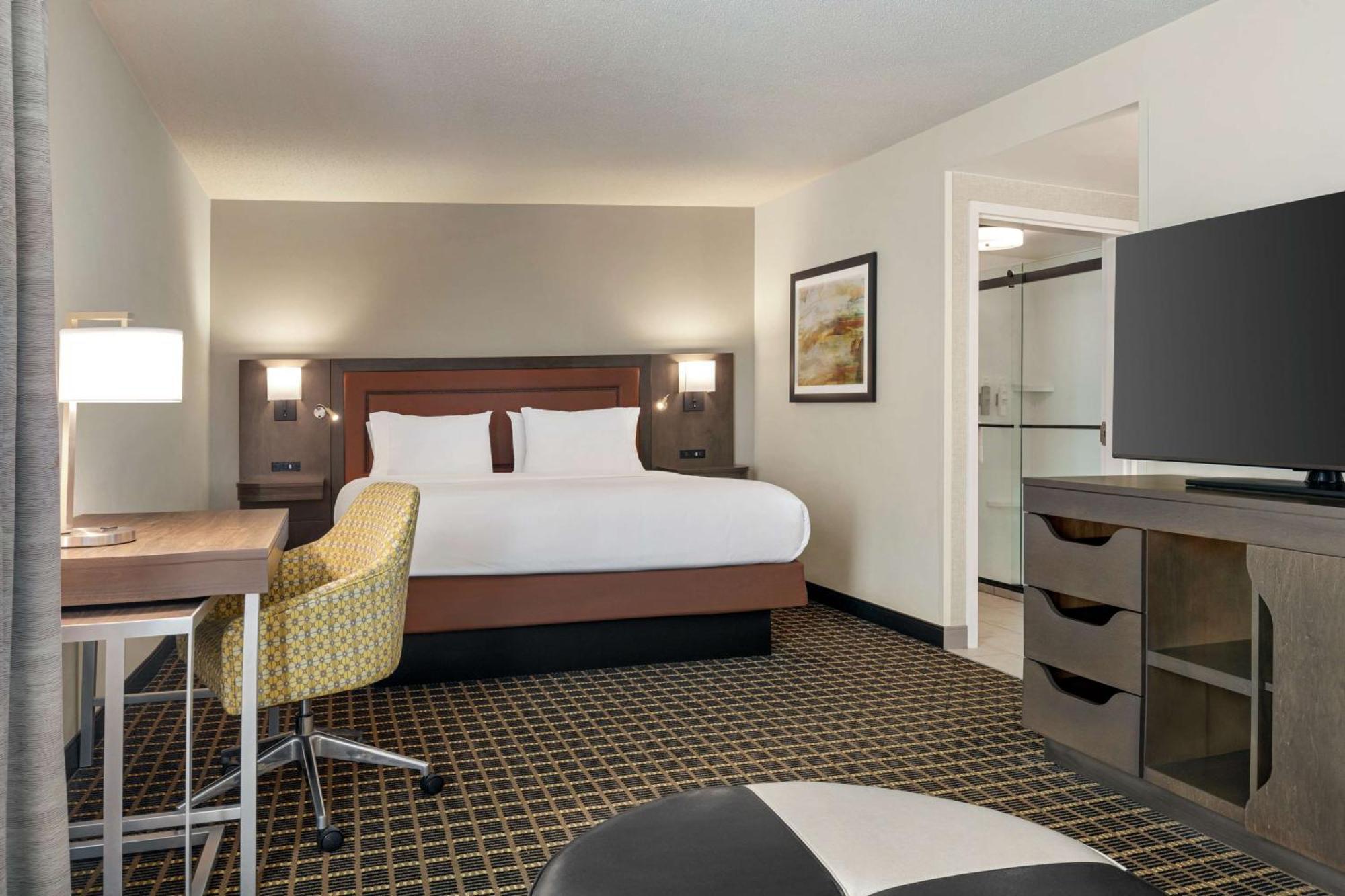 Hampton Inn & Suites Greenville-Downtown-Riverplace מראה חיצוני תמונה